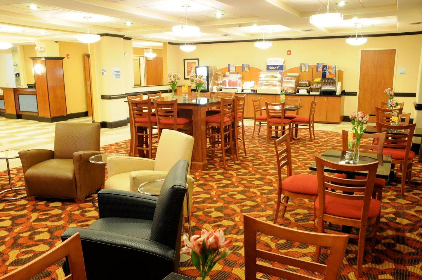 Holiday Inn Express Hotel & Suites Bainbridge By Ihg Exterior foto